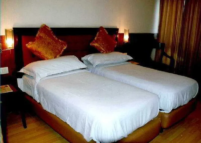 Hotel Ashoka Palace